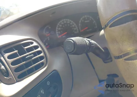 2001 Ford Expedition Eddie Bauer из США, поврежденный, VIN 1FMPU18L51LB05569